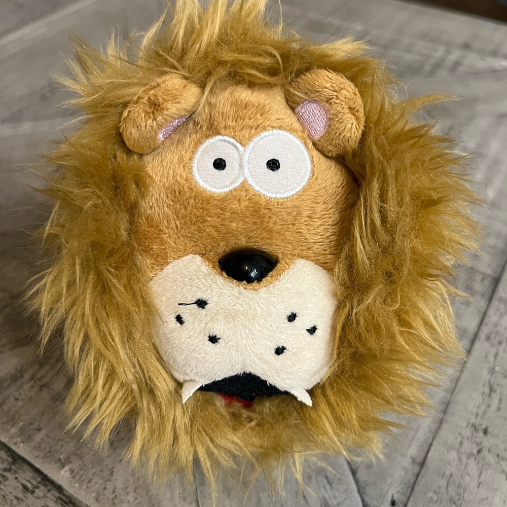 VTG Tekky Toys Love Maniacs, Lion . 5x6” Giggles and talks. Rare